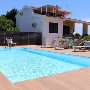 https://villa-deso-donnalucata-sicily.sicilyhotelsitaly.net