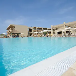 Курортный комплекс Oasis Salinas Sea