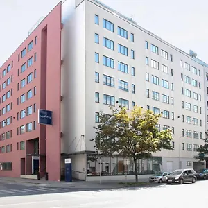 Novotel Donau Вена