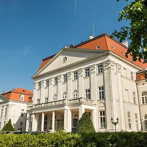 Austria Trend Schloss Wilhelminenberg Szálloda
