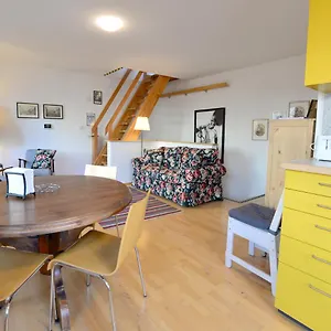  Сasa de vacaciones House With Courtyard & Parking Close To Stadtpark